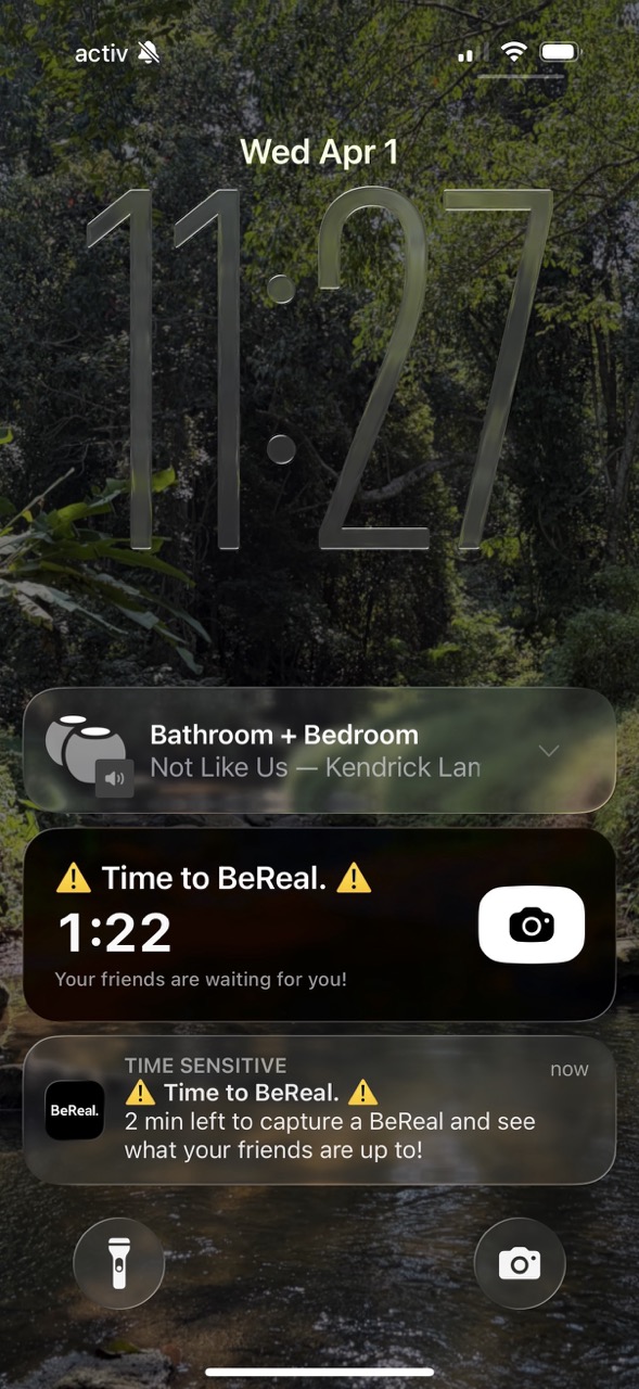 BeReal Live Activity widget
